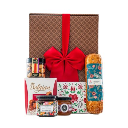Almond Affair ajándékcsomag prémium díszdobozban – Stühmer marcipán praliné, Szamos Drazsírozott mandula mix, Diós bejgli