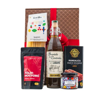 Fire & Feast ajándékcsomag prémium díszdobozban – Legjava Hétfűszeres Paprikaszósz, Tóalmási csípős mangalica snack kolbász